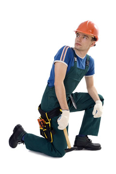 在工作服的男性建筑工人