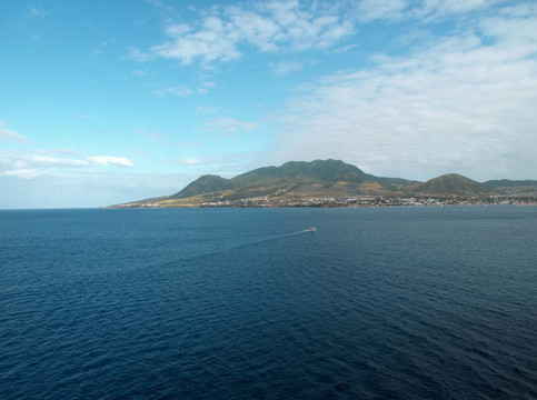 圣基茨島全景
