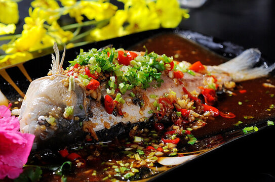 韭香鯽魚