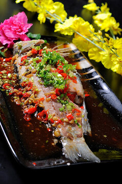 韭香鯽魚(yú)