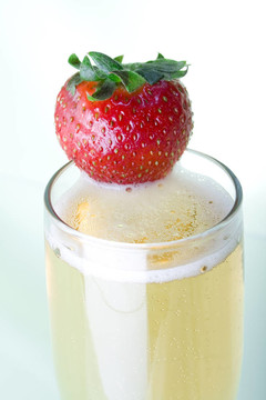 香檳與Strawberry