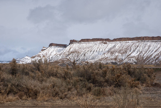 下雪的Buttes