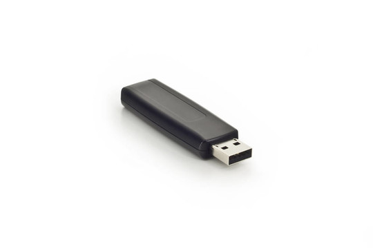 USB記憶棒的白色隔離