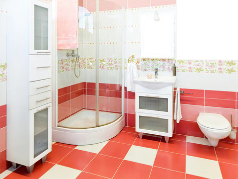 粉红色的浴室