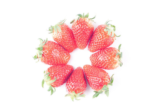 White上的草莓