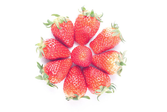 White上的草莓