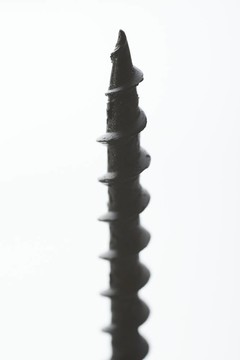 黑；雕刻；浮雕；帽子；釘；修復(fù)；螺釘；定位；三；樁；堆；質(zhì)量；銀