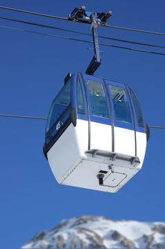 滑雪纜車