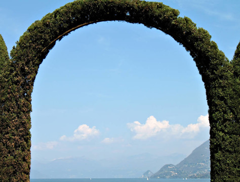 拱形的對(duì)沖