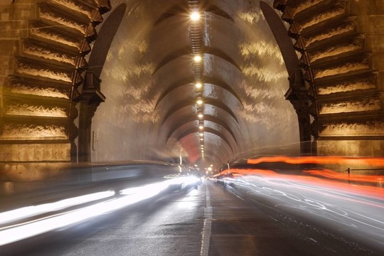 TUNEL
