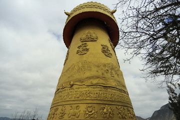 龜山寺 龜山大佛寺 轉(zhuǎn)經(jīng)筒