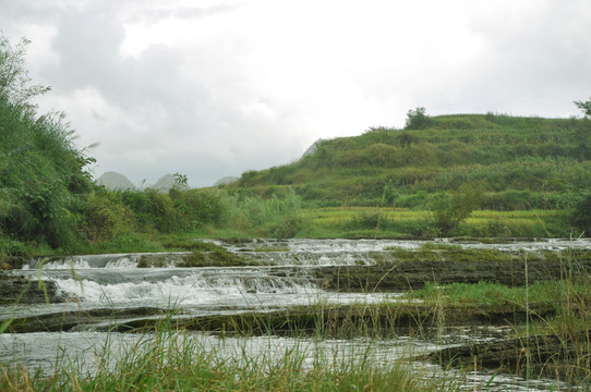 小河
