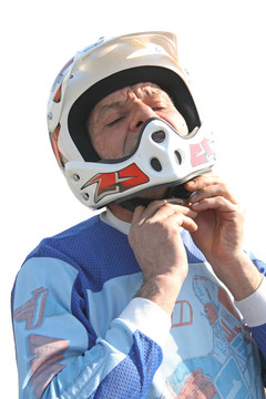 賽車(chē)在白色背景的肖像。