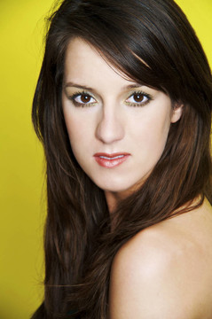 年輕、性感的女人