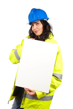 女建筑工人展示一個空白橫幅