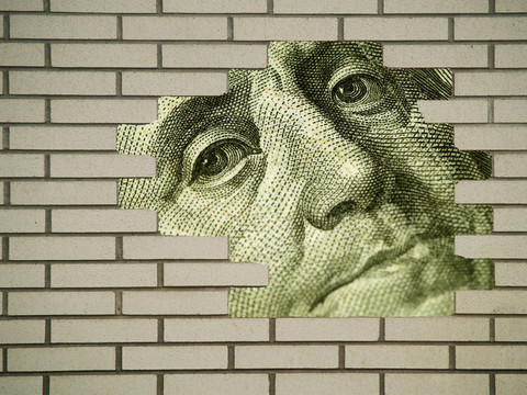 磚墻洞顯示錢細節(jié)