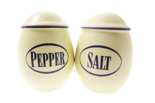鹽和Pepper Shakers