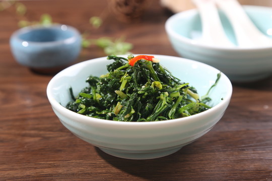 美極芹菜葉