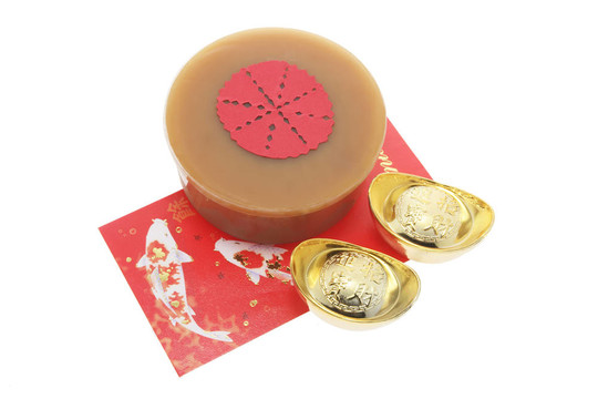 元寶；紅包和年糕