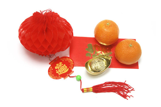 柑橘和紅包與中國新年的裝飾品