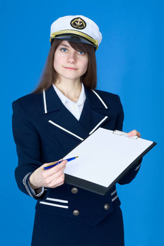 穿制服的女人