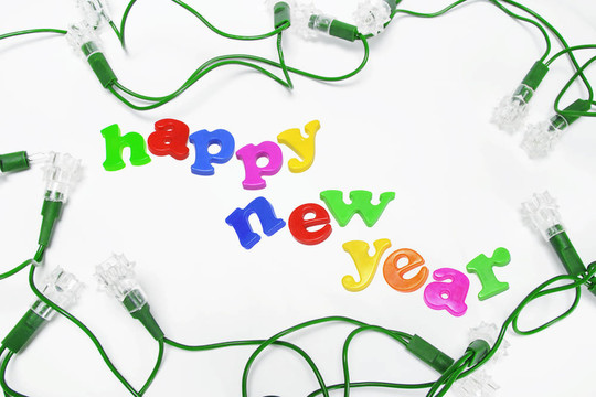 帶新年祝福的裝飾燈泡