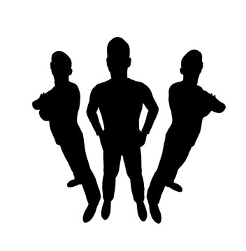 三男子剪影廣角