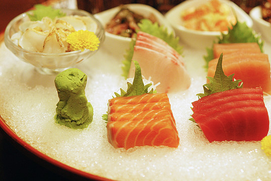 日式生魚(yú)片