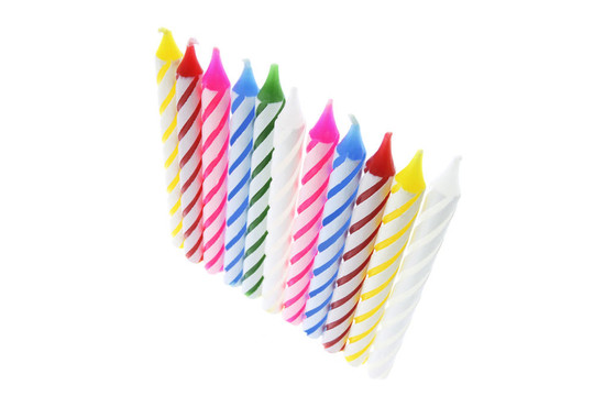 一排生日蠟燭
