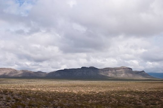 薩克拉門托山