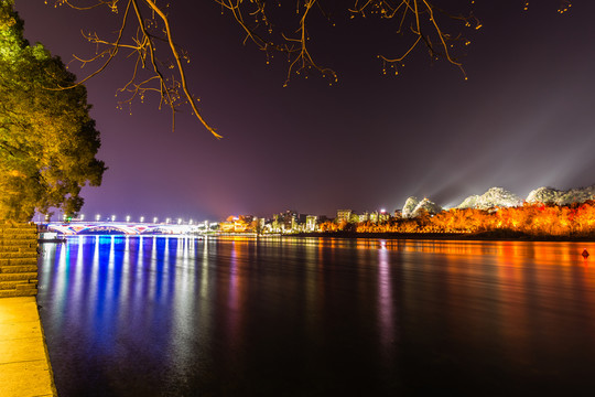 解放橋夜景