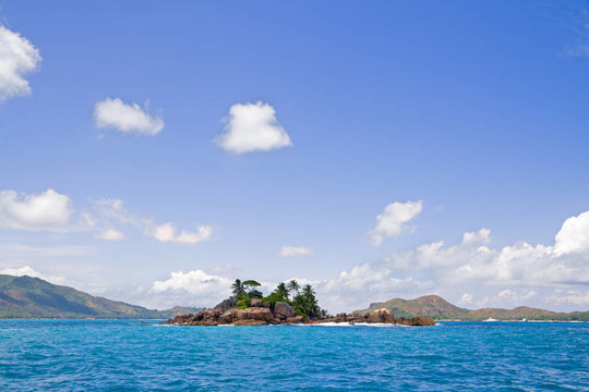 花崗巖島