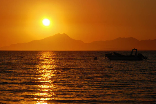 金色夕陽