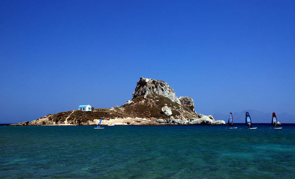 島上的沖浪者