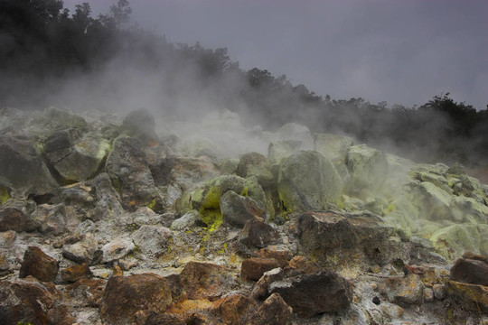 火山口的底部