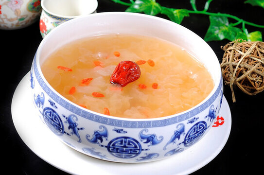 蜜棗銀耳羹