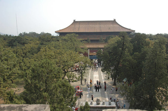 明湯姆