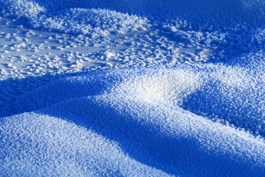 冰河雪包