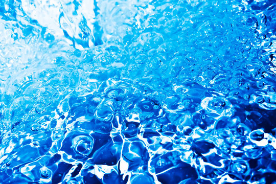 水