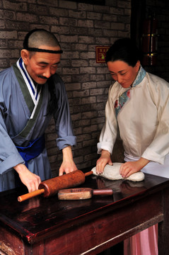 杭州塘棲古鎮(zhèn)搟面古人蠟像