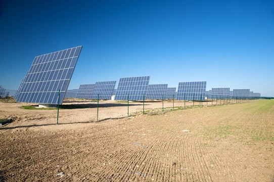 太陽(yáng)能電池板排
