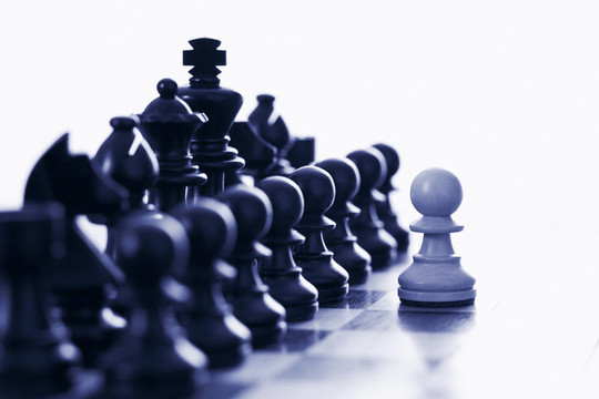 白棋子挑戰(zhàn)黑棋子