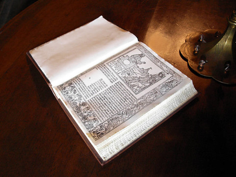 古老的書