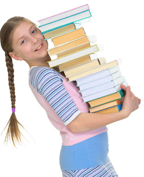 手與書的大樁的女生