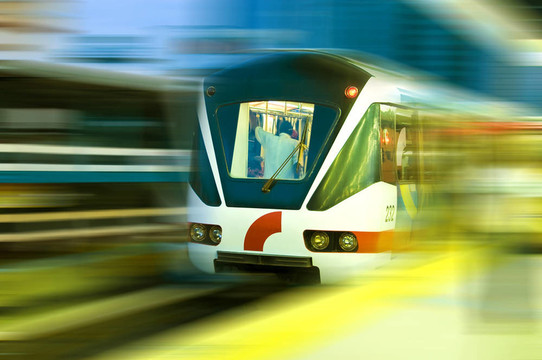 移動(dòng)的火車