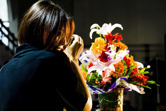 女人與花籃