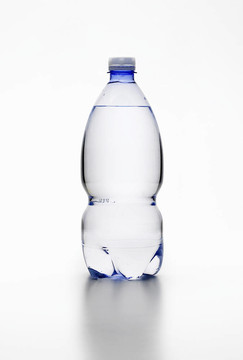 瓶子里的水