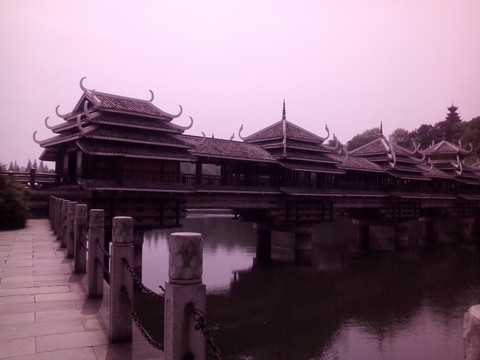 風(fēng)雨樓