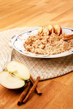 蘋果肉桂粥