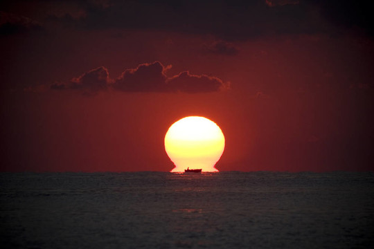 太陽(yáng)